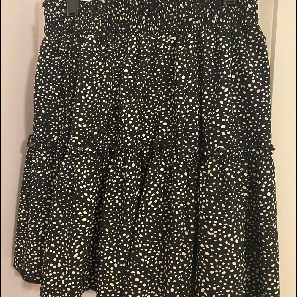Shein black poka dot skirt